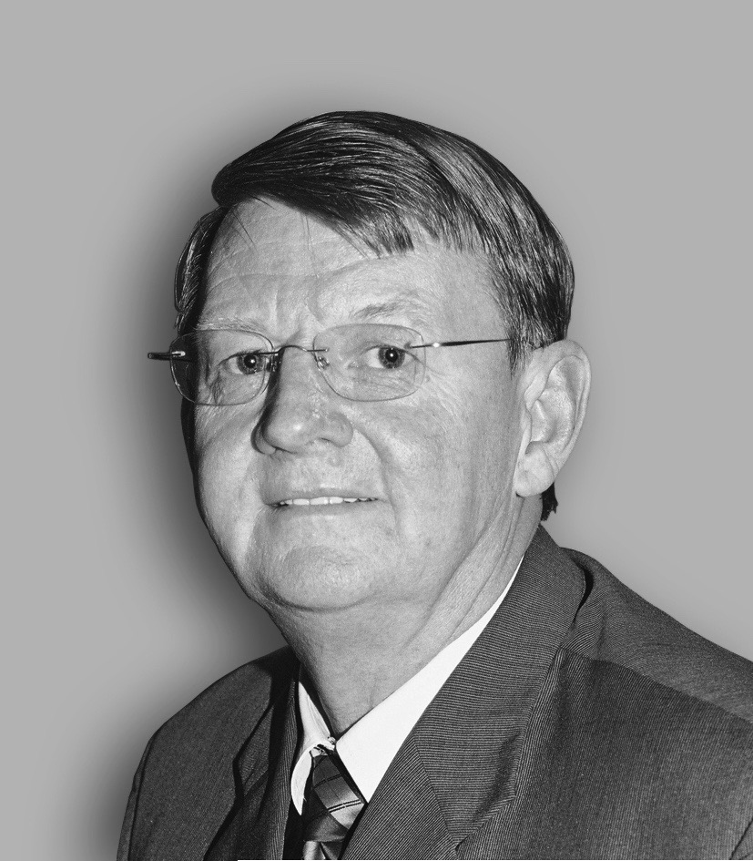 Dr Willie de Beer Dr Willie de Beer